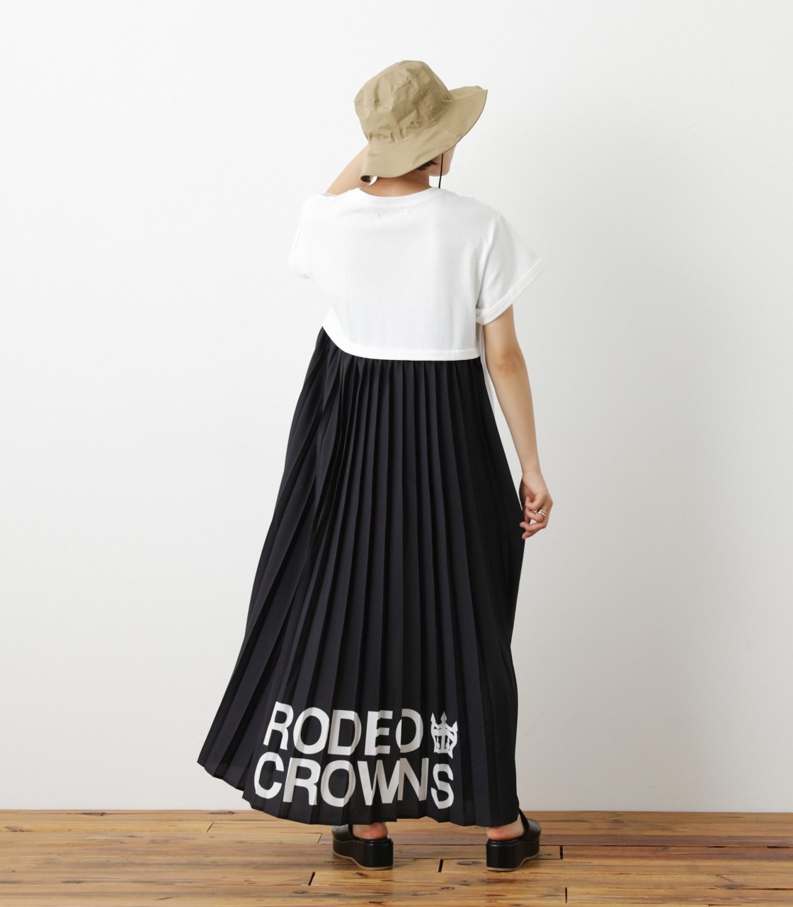 Web限定 バックプリーツマキシワンピース Free Wht ワンピース ロング バロックジャパンリミテッド 公式通販サイト Shel Tter Web Store シェルターウェブストア