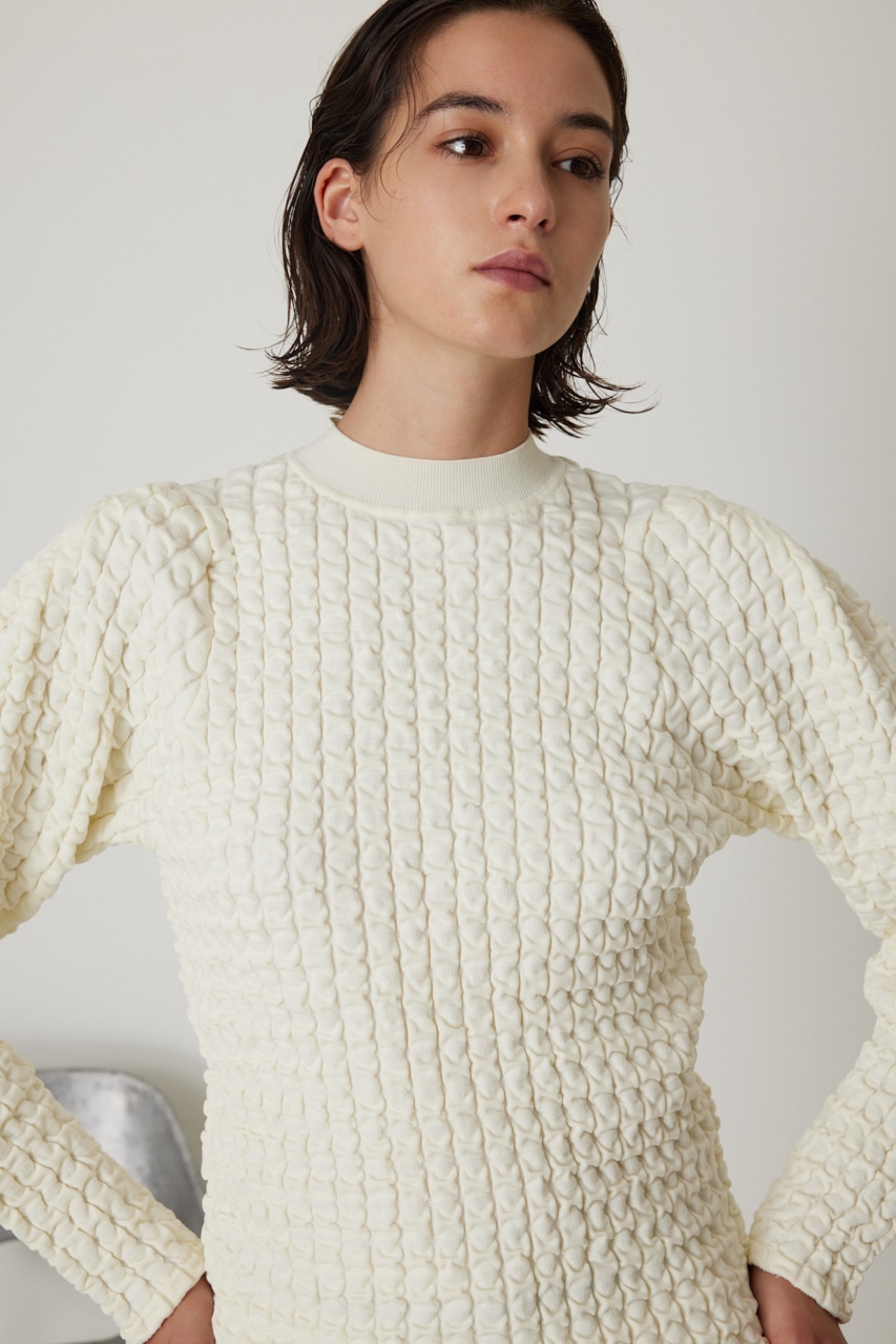 12/6- order start Uneven surface compact knit O/WHT FREE