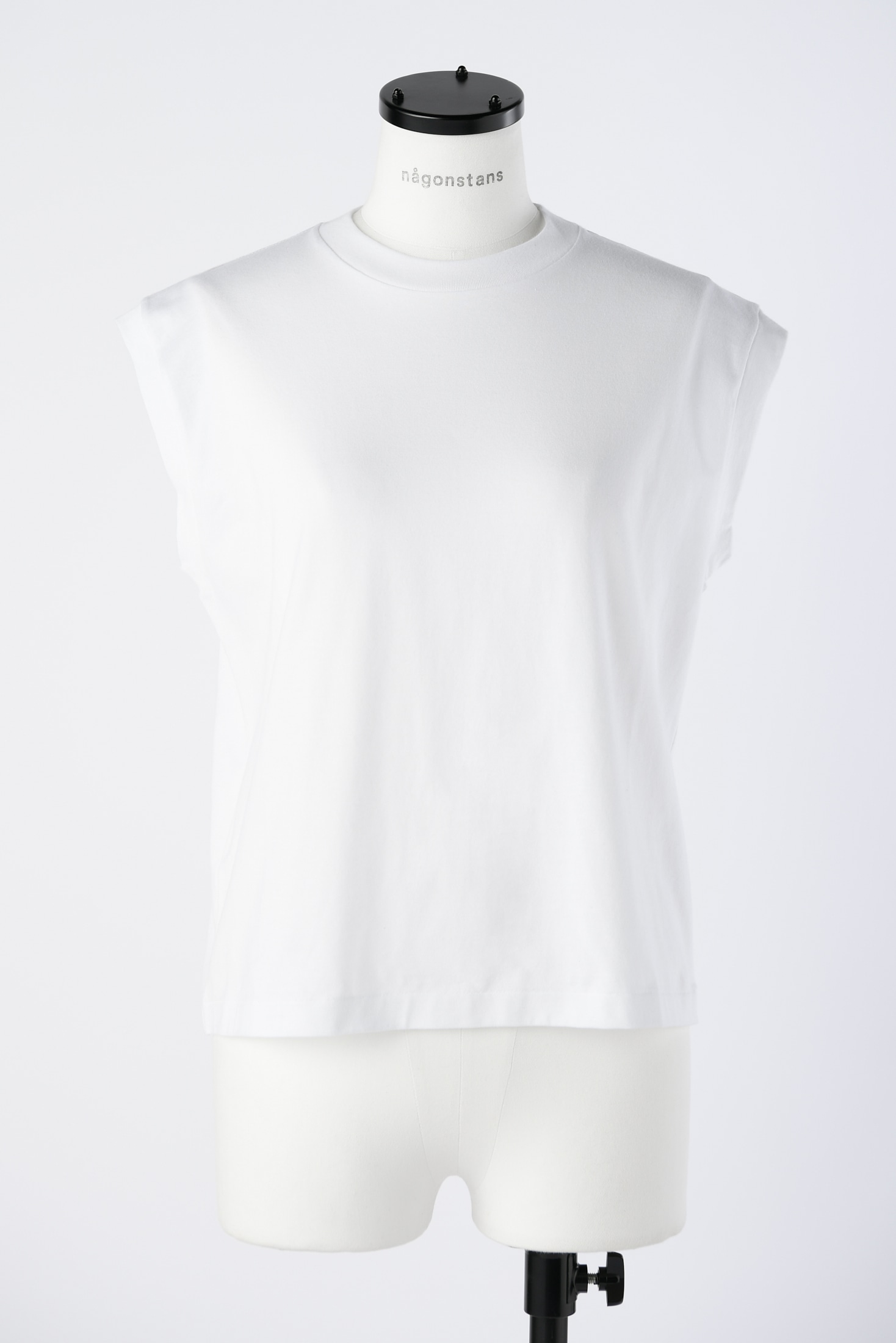 tops｜M｜WHT｜cut and sewn｜någonstans official online store 