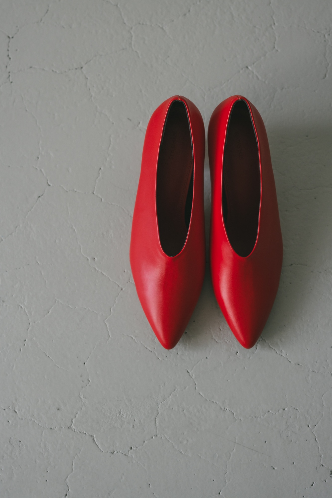 ポインテッドトゥパンプス RED S