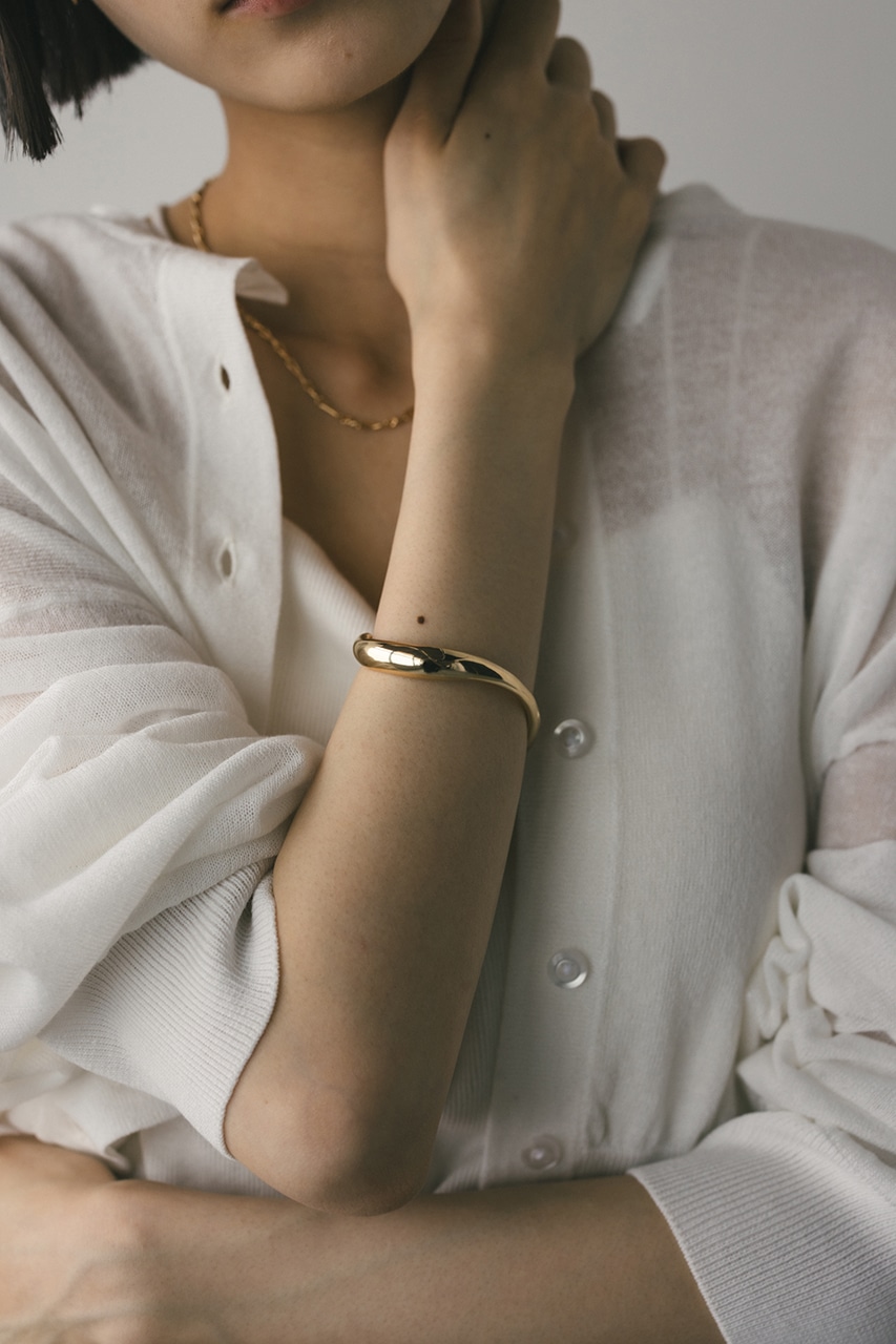 カーブラインバングル GLD FREE