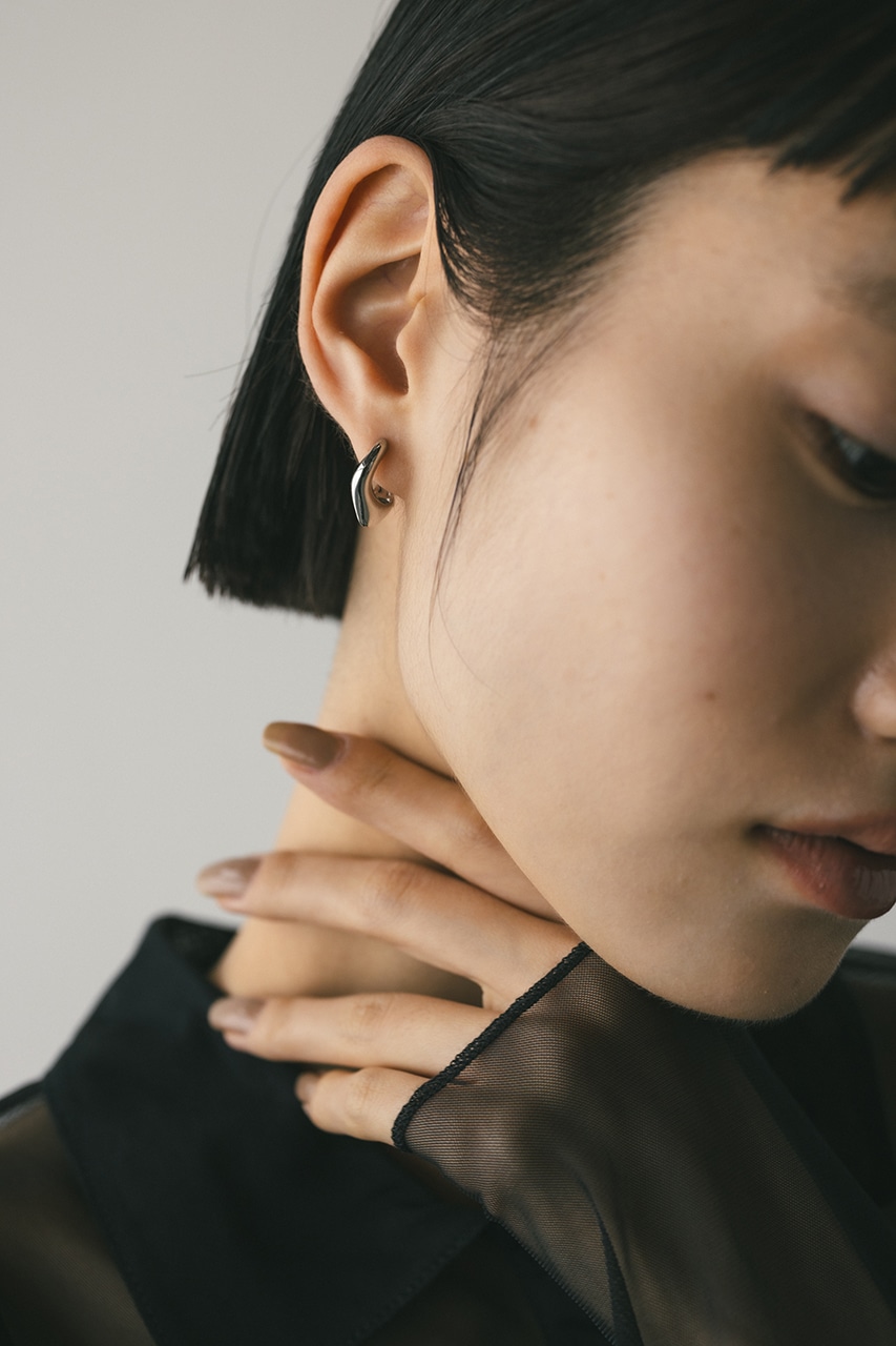 ダイヤラインピアス SLV FREE