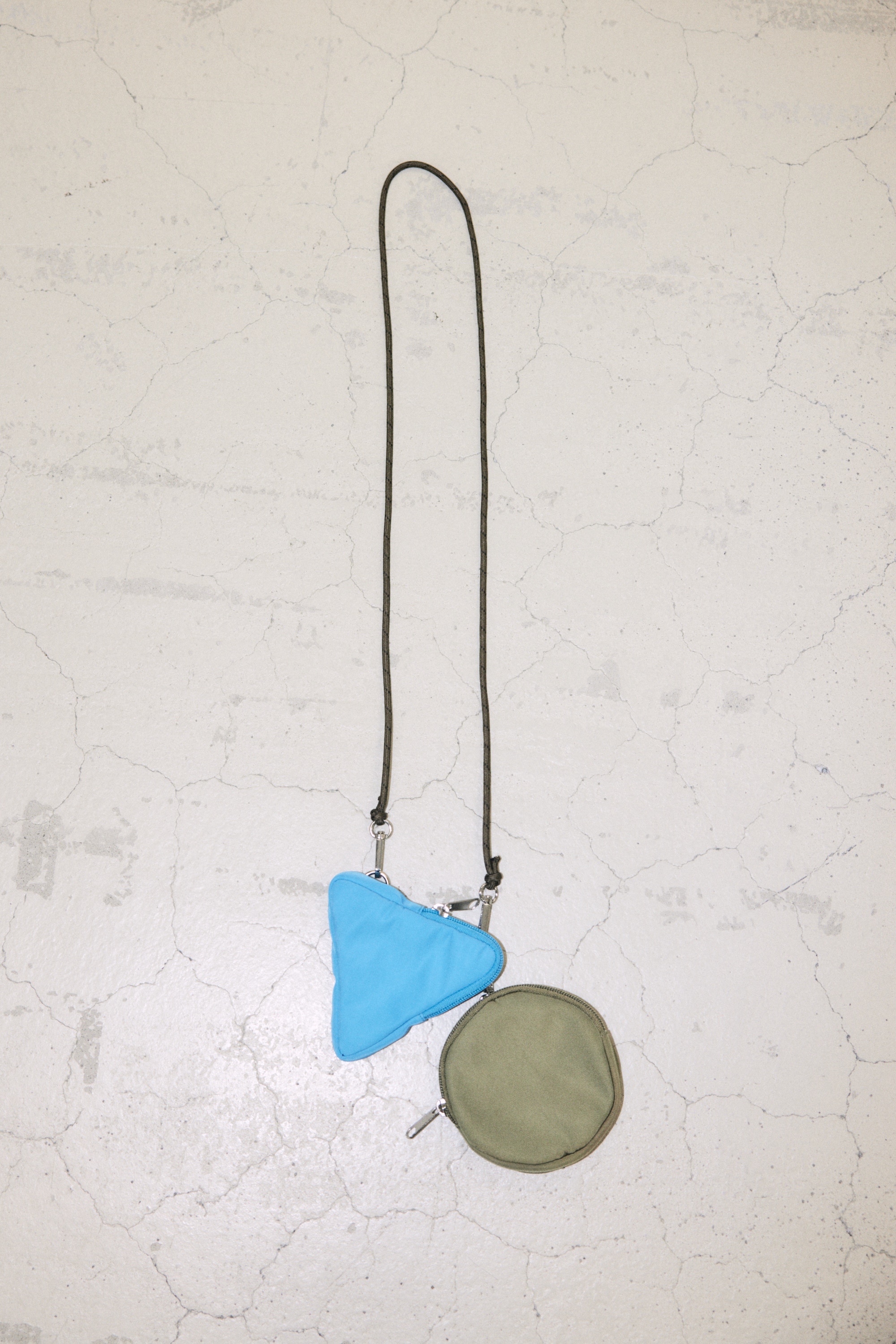 TRIANGLE STRAP BAG（KHA) KHA FREE