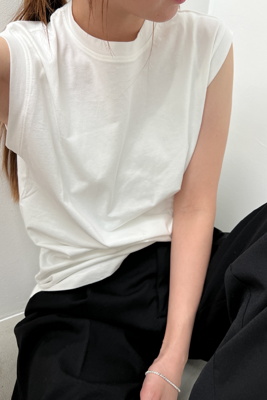 y/m | ラウンドヘムノースリトップス (その他トップス ) |SHEL
