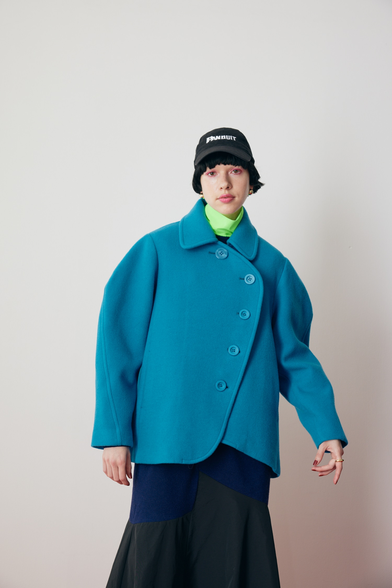 HeRIN.CYE | Round body wool coat (コート ) |SHEL
