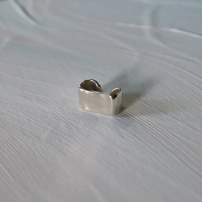 TEN_anchor ear cuff SV SLV FREE