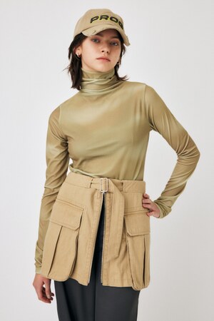 HI NECK CUT トップス