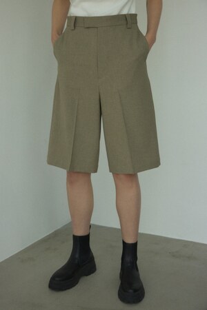 BLACK BY MOUSSY | center press short pants (ショートパンツ ) |SHEL 