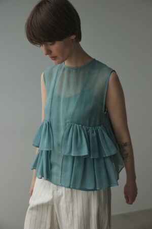 side frill sheer tops
