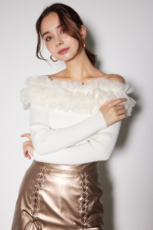 チュールフリルオフショルニットトップス