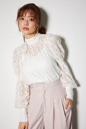 ショルダーシャーリングボウタイブラウス