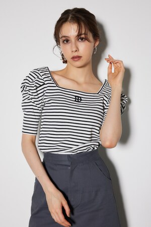 パフショルダーTシャツ