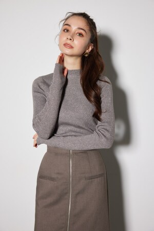 サムホール付きウォッシャブルハイネック ニット トップス