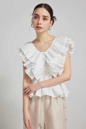 バックオープンペプラムBLS