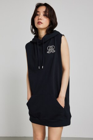 RモチーフスウェットノースリOP