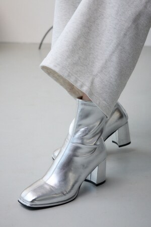 美脚ショートストレッチブーツ