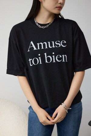 ボクシーシルエットロゴTシャツ