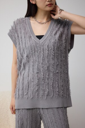 シアーフリンジニットベスト