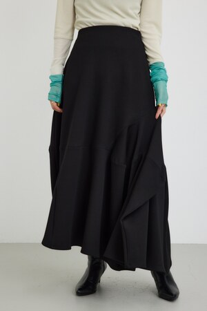 【PLUS】パネルイレギュラーヘムスカート