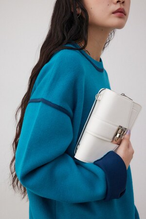 ターンロックフラップウォレットバッグ