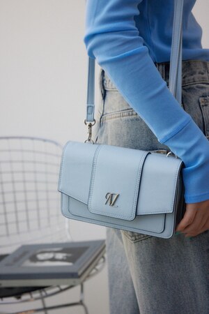 AZモチーフウォレットバッグ