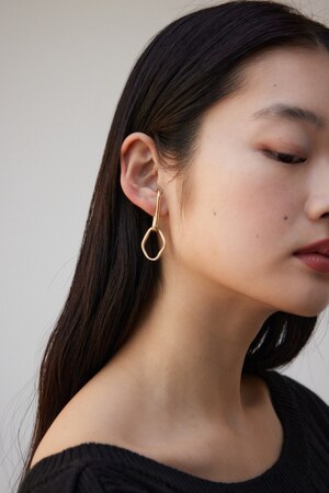 マルチウェイリンクサークルイヤーカフ