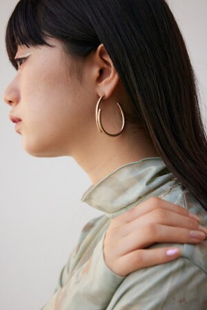 ダルメタルニュアンスビッグフープピアス