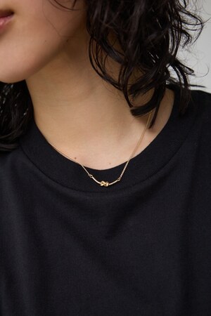 ノットデザインスレンダーネックレス