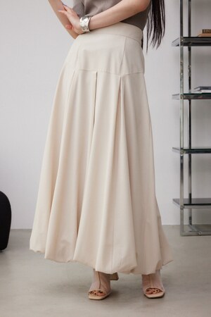 ボリュームバルーンスカート