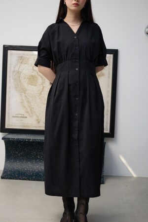 ウエストタック半袖ワンピース