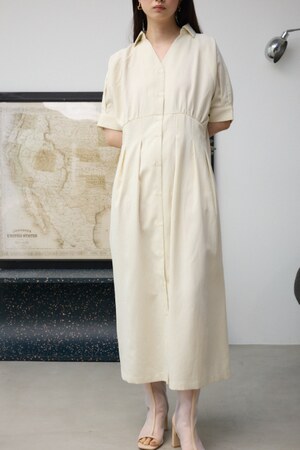 ウエストタック半袖ワンピース