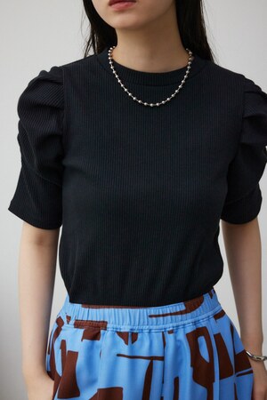 パフギャザースリーブトップス