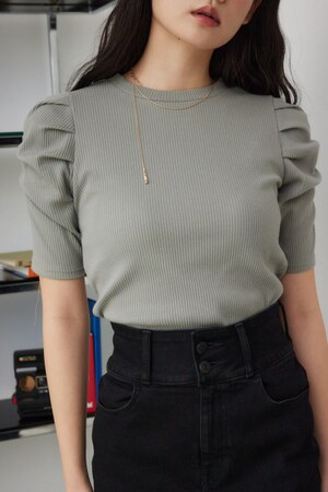 パフギャザースリーブトップス