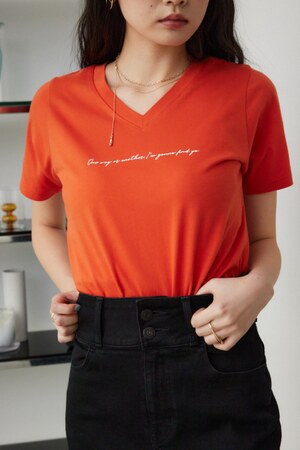 フロントメッセージロゴTシャツ