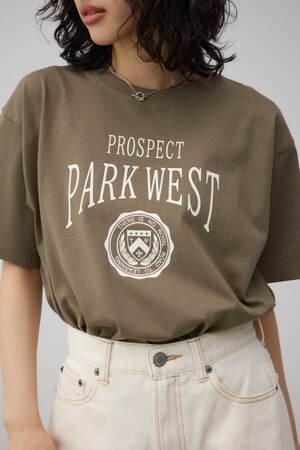 フロントロゴTシャツ