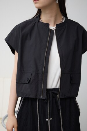 ギャザーヘムベスト