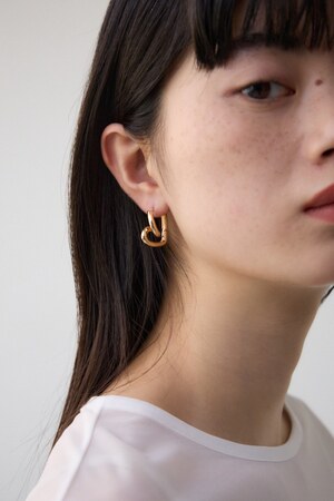 ニュアンスハートフープピアス