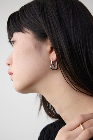 ニュアンスハートフープピアス