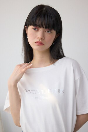 メタリックプリントTシャツ
