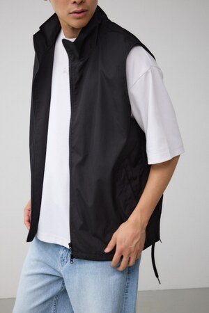 サイドスリットスタンドカラーベスト