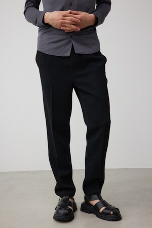 ワッフルストレッチスリムパンツ