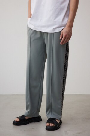 ワイドトラックパンツ