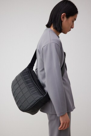 AZUL BY MOUSSY | フェイクレザーキルトショルダーバッグ