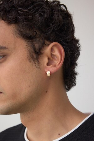 ワイドフープピアス