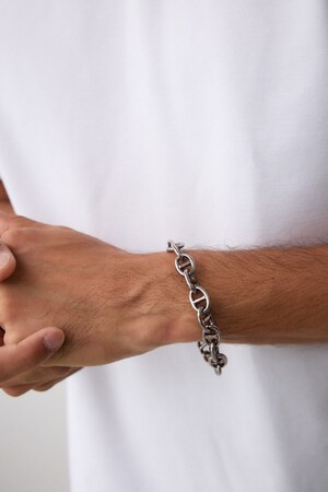 ANCHOR CHAIN BRACELET