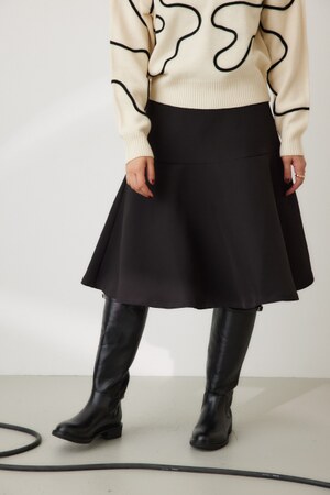 シームフレアスカート