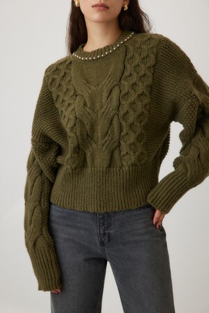 スタッズケーブルニット