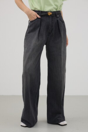 タックワイドデニム