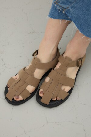 フラットグルカサンダル