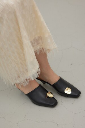 トングモチーフミュール